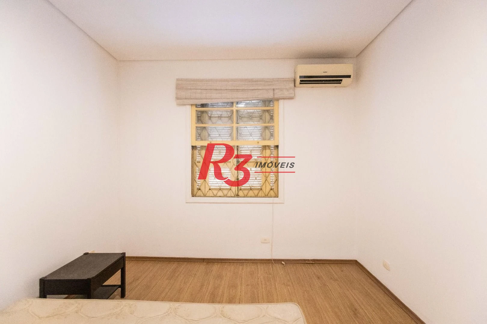Casa com 2 dormitórios à venda, 75 m² por R$ 600.000,00 - Boqueirão - Santos/SP