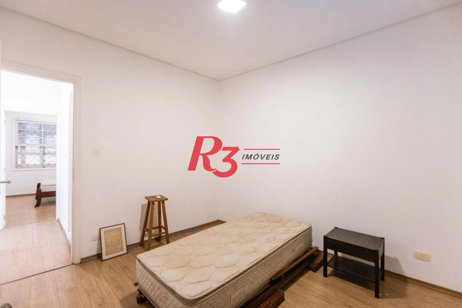 Casa com 2 dormitórios à venda, 75 m² por R$ 600.000,00 - Boqueirão - Santos/SP