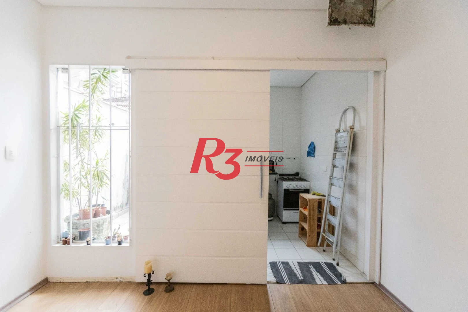 Casa com 2 dormitórios à venda, 75 m² por R$ 600.000,00 - Boqueirão - Santos/SP