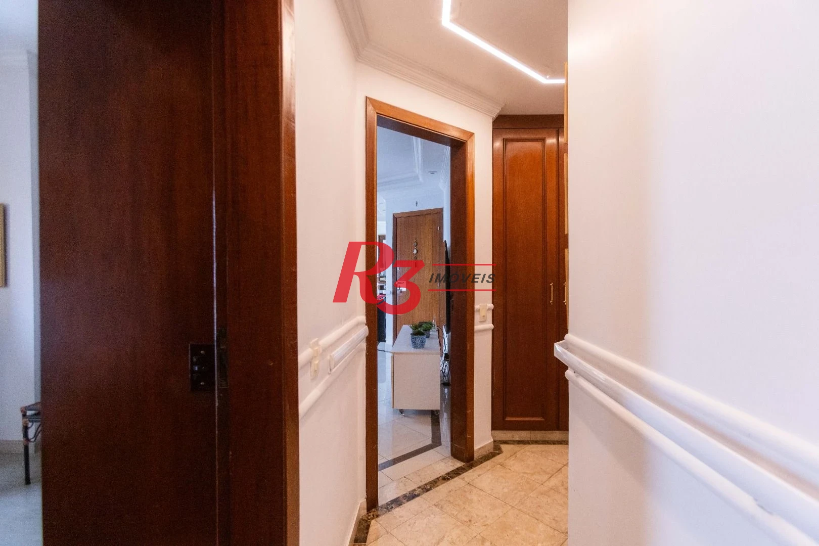 Apartamento à venda, 196 m² por R$ 1.800.000,00 - Boqueirão - Santos/SP