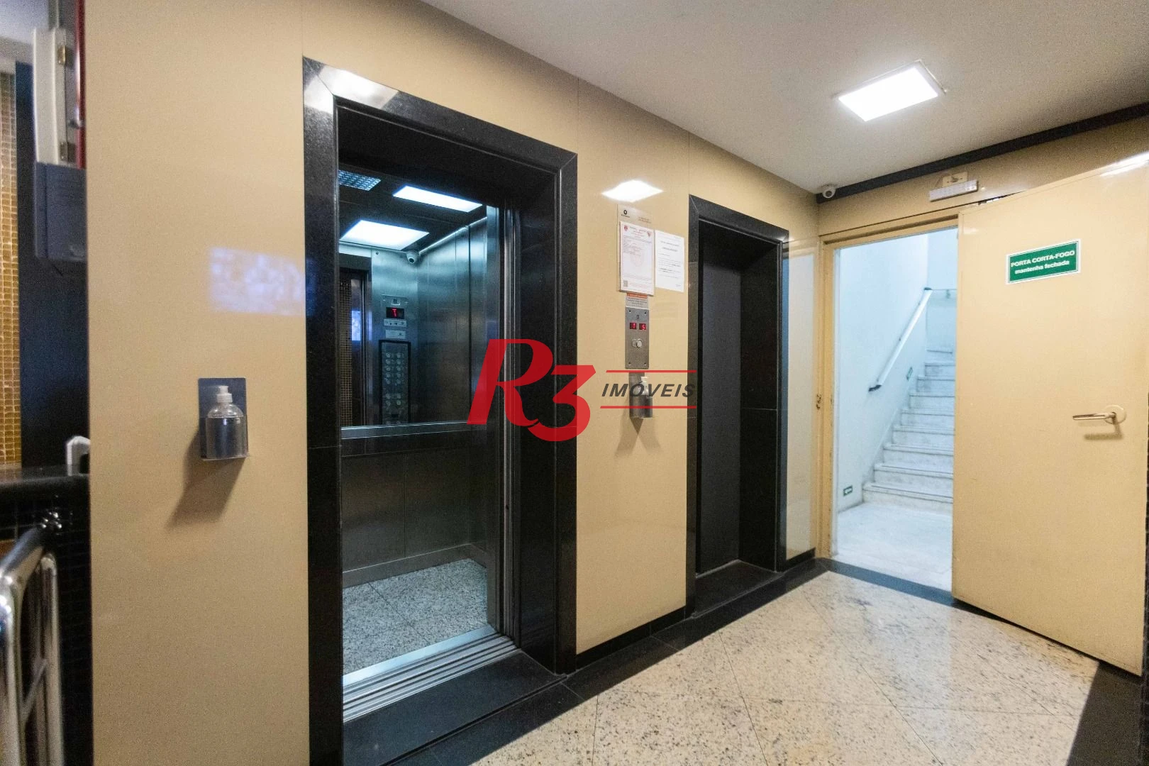 Loja para alugar, 175 m² por R$ 6.600,00/mês - Centro - Santos/SP