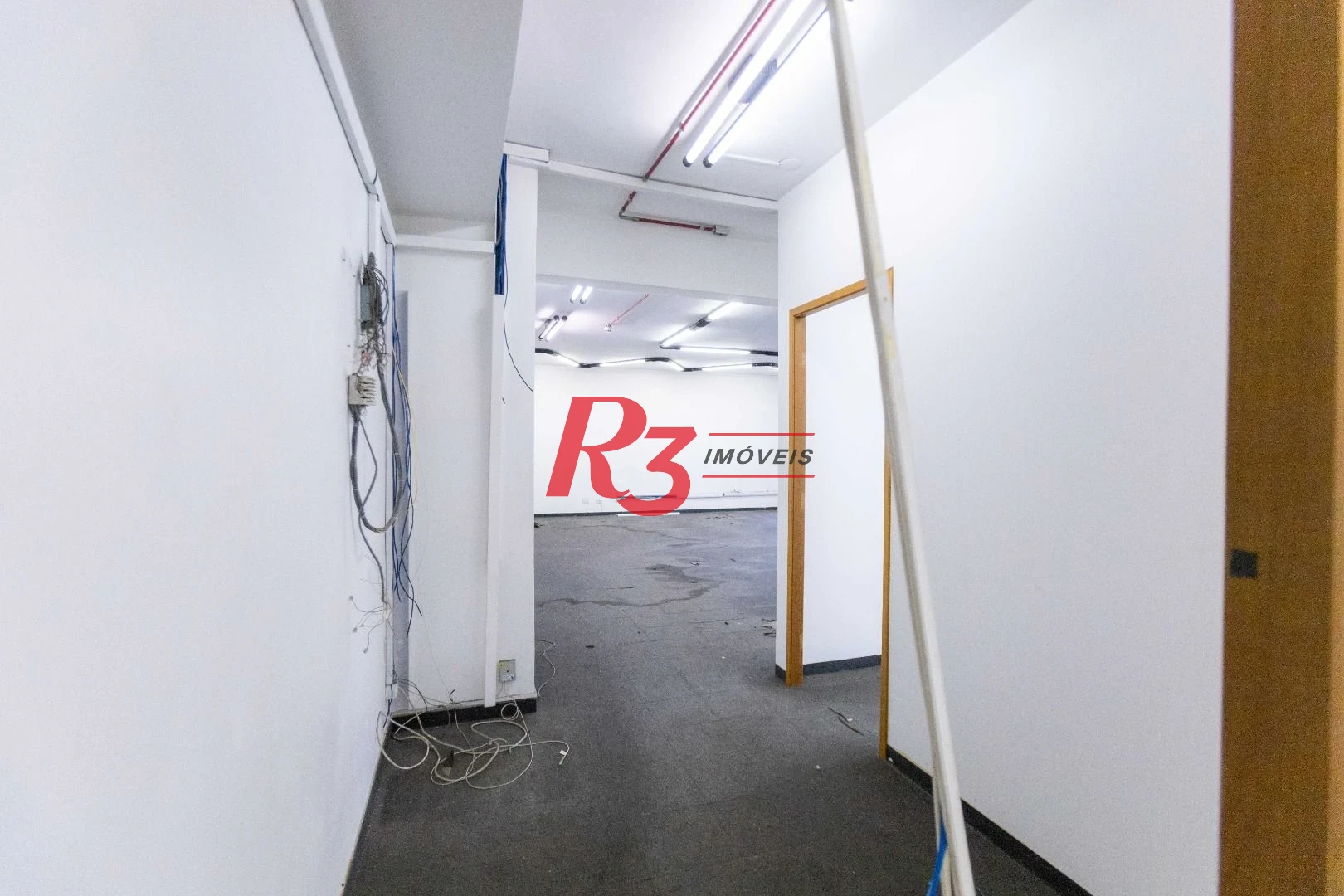 Loja para alugar, 175 m² por R$ 6.600,00/mês - Centro - Santos/SP