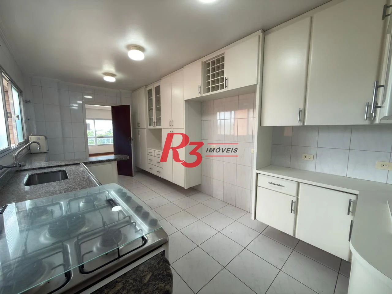 Apartamento com 3 dormitórios à venda, 200 m² por R$ 1.950.000,00 - Boqueirão - Santos/SP