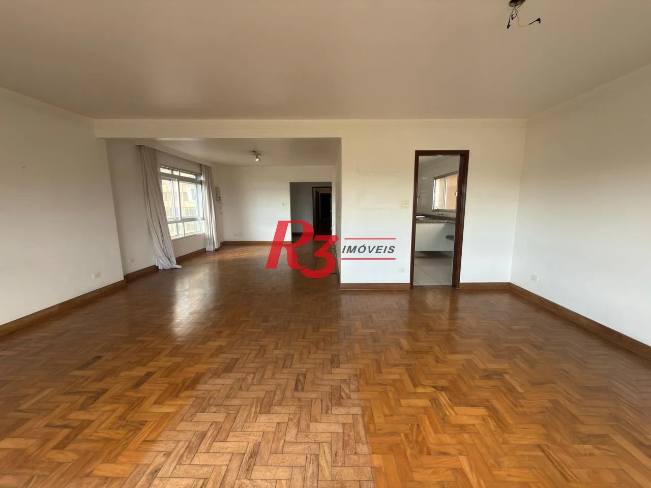 Apartamento com 3 dormitórios à venda, 200 m² por R$ 1.950.000,00 - Boqueirão - Santos/SP