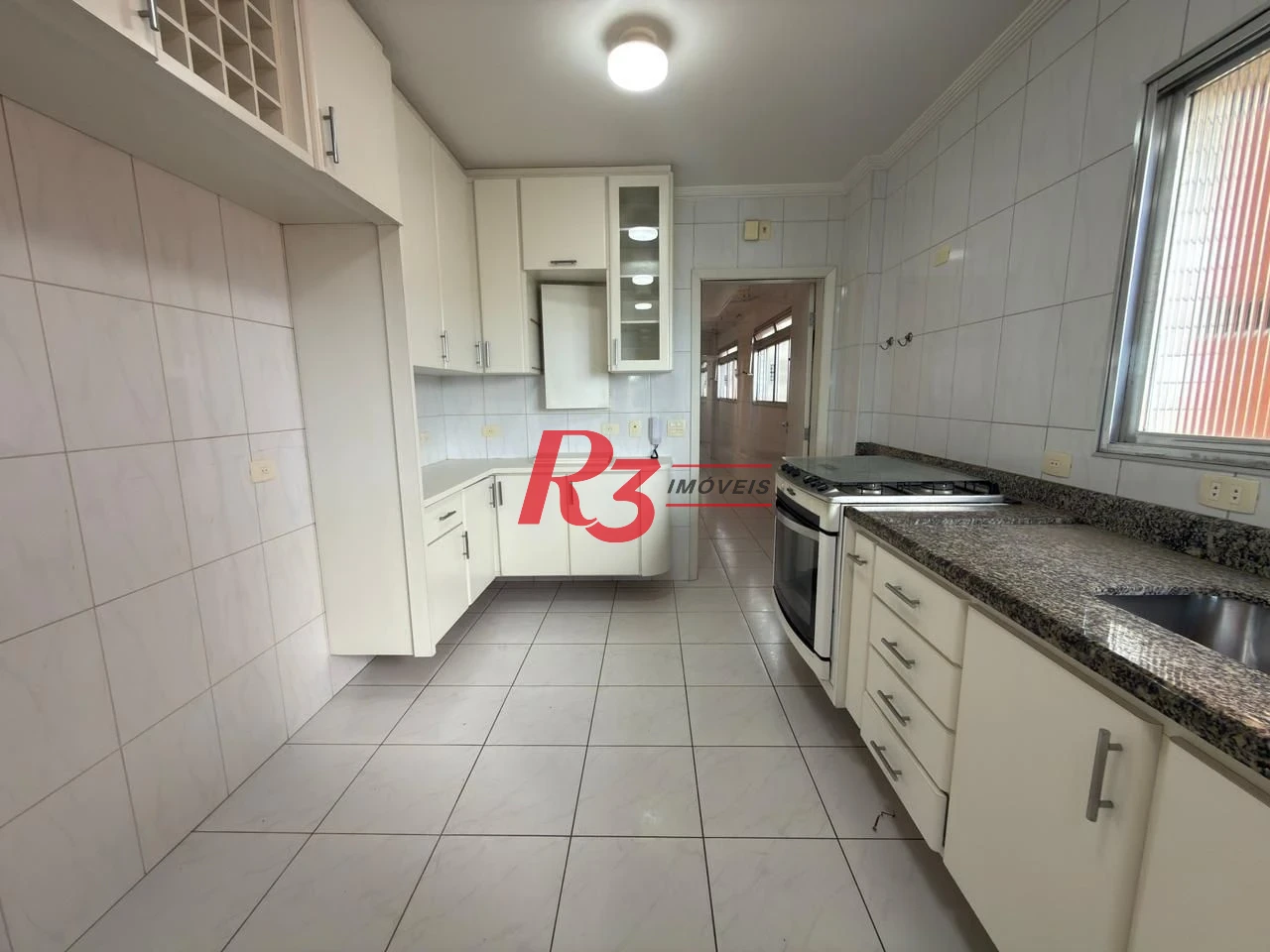 Apartamento com 3 dormitórios à venda, 200 m² por R$ 1.950.000,00 - Boqueirão - Santos/SP