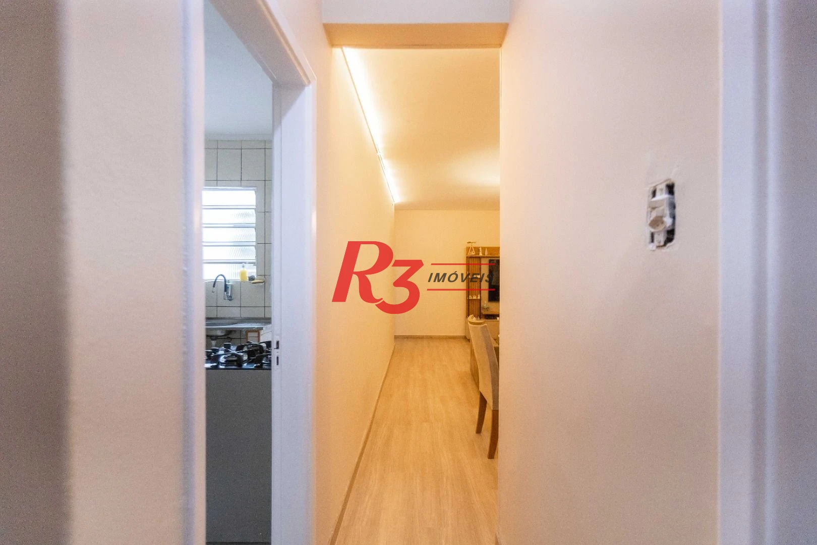 Apartamento à venda, 81 m² por R$ 320.000,00 - Vila Belmiro - Santos/SP