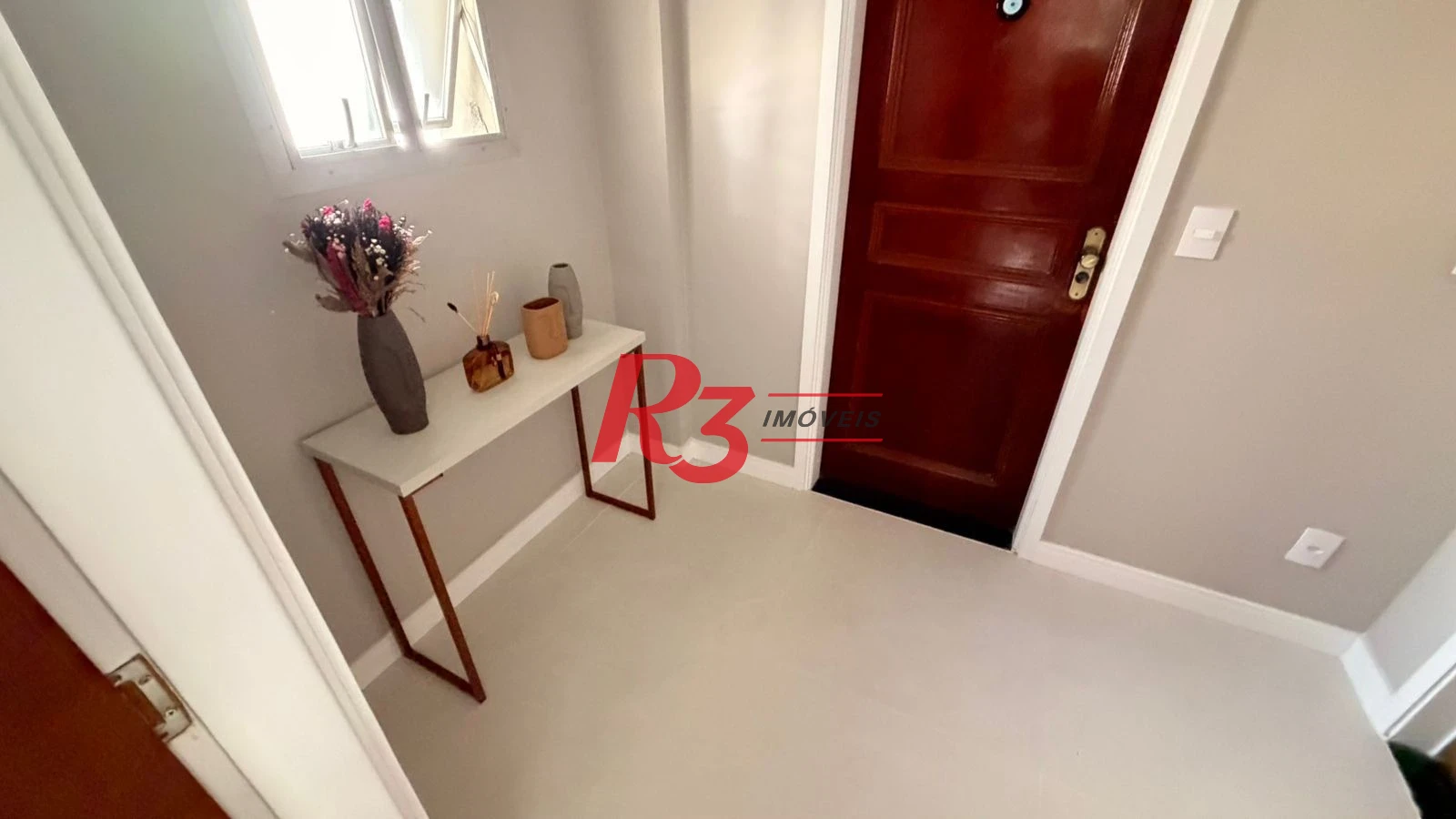 Apartamento com 2 dormitórios à venda, 120 m² por R$ 1.500.000,00 - Pompéia - Santos/SP