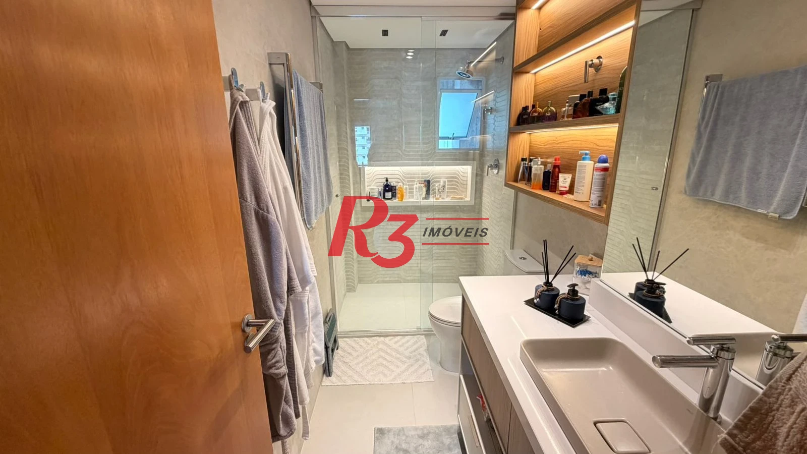 Apartamento com 2 dormitórios à venda, 120 m² por R$ 1.500.000,00 - Pompéia - Santos/SP