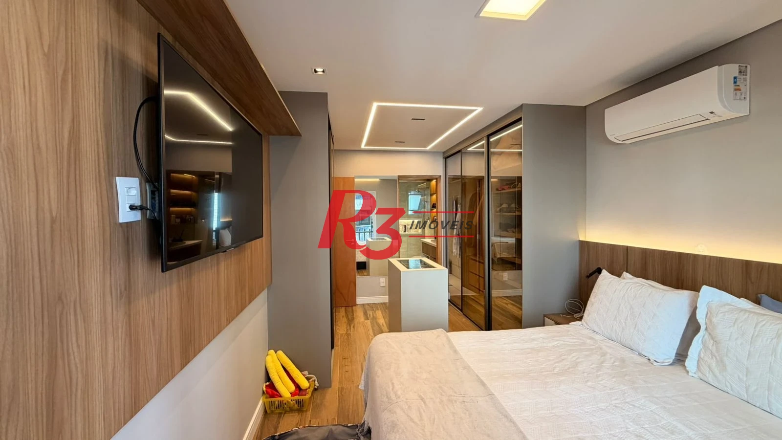 Apartamento com 2 dormitórios à venda, 120 m² por R$ 1.500.000,00 - Pompéia - Santos/SP