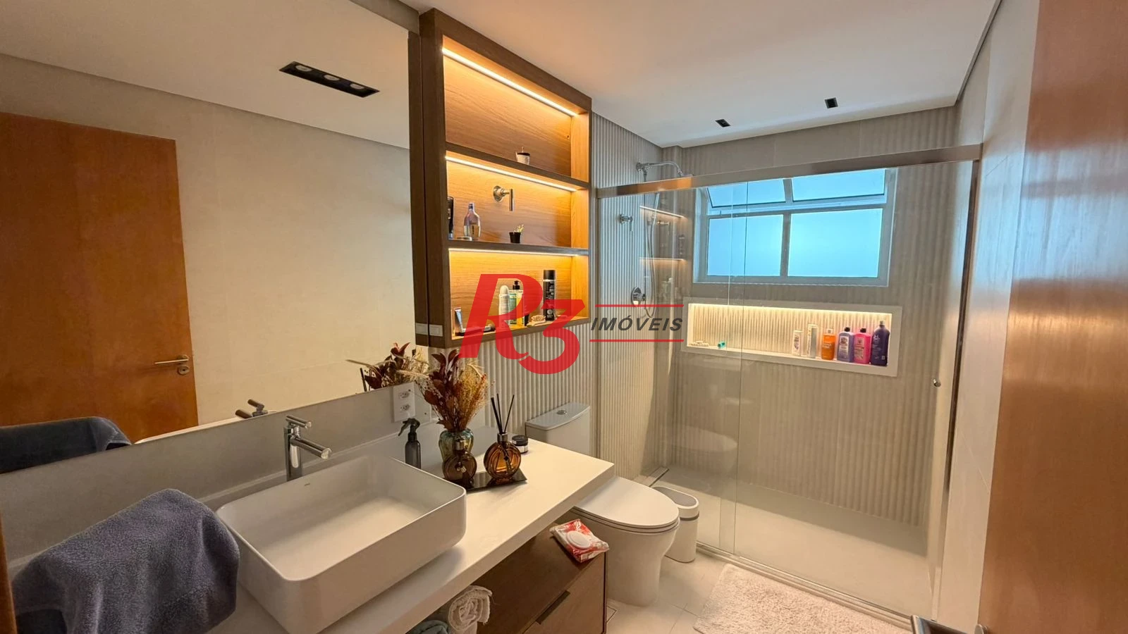 Apartamento com 2 dormitórios à venda, 120 m² por R$ 1.500.000,00 - Pompéia - Santos/SP
