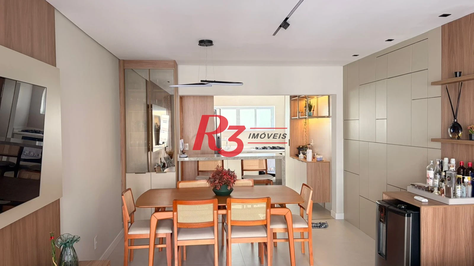 Apartamento com 2 dormitórios à venda, 120 m² por R$ 1.500.000,00 - Pompéia - Santos/SP