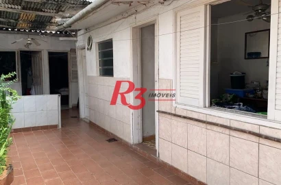 Sobrado com 3 dormitórios à venda, 156 m² por R$ 720.000,00 - Campo Grande - Santos/SP