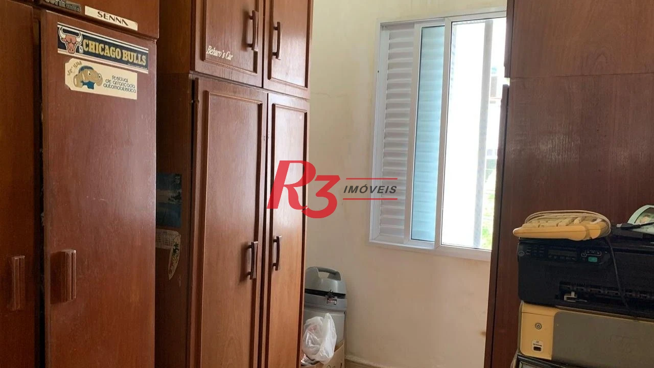 Sobrado com 3 dormitórios à venda, 156 m² por R$ 720.000,00 - Campo Grande - Santos/SP
