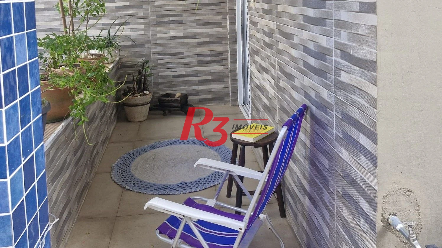 Casa com 3 dormitórios à venda, 385 m² por R$ 1.300.000,00 - Vila Guilhermina - Praia Grande/SP