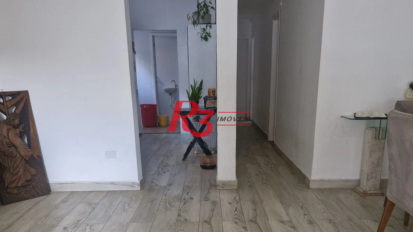 Casa com 3 dormitórios à venda, 385 m² por R$ 1.300.000,00 - Vila Guilhermina - Praia Grande/SP