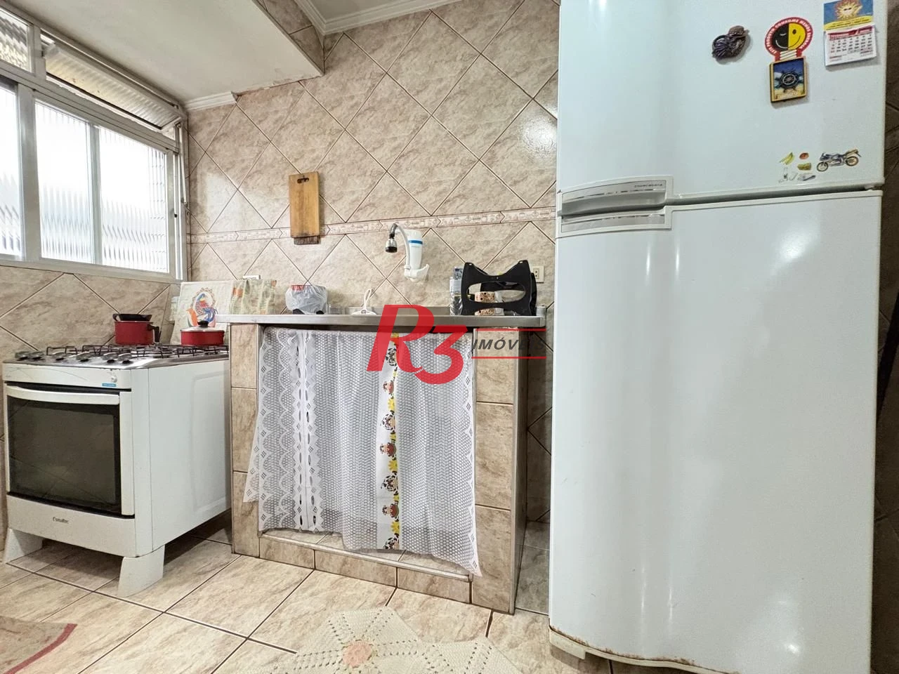 Apartamento com 3 dormitórios à venda, 62 m² por R$ 375.000,00 - Aparecida - Santos/SP