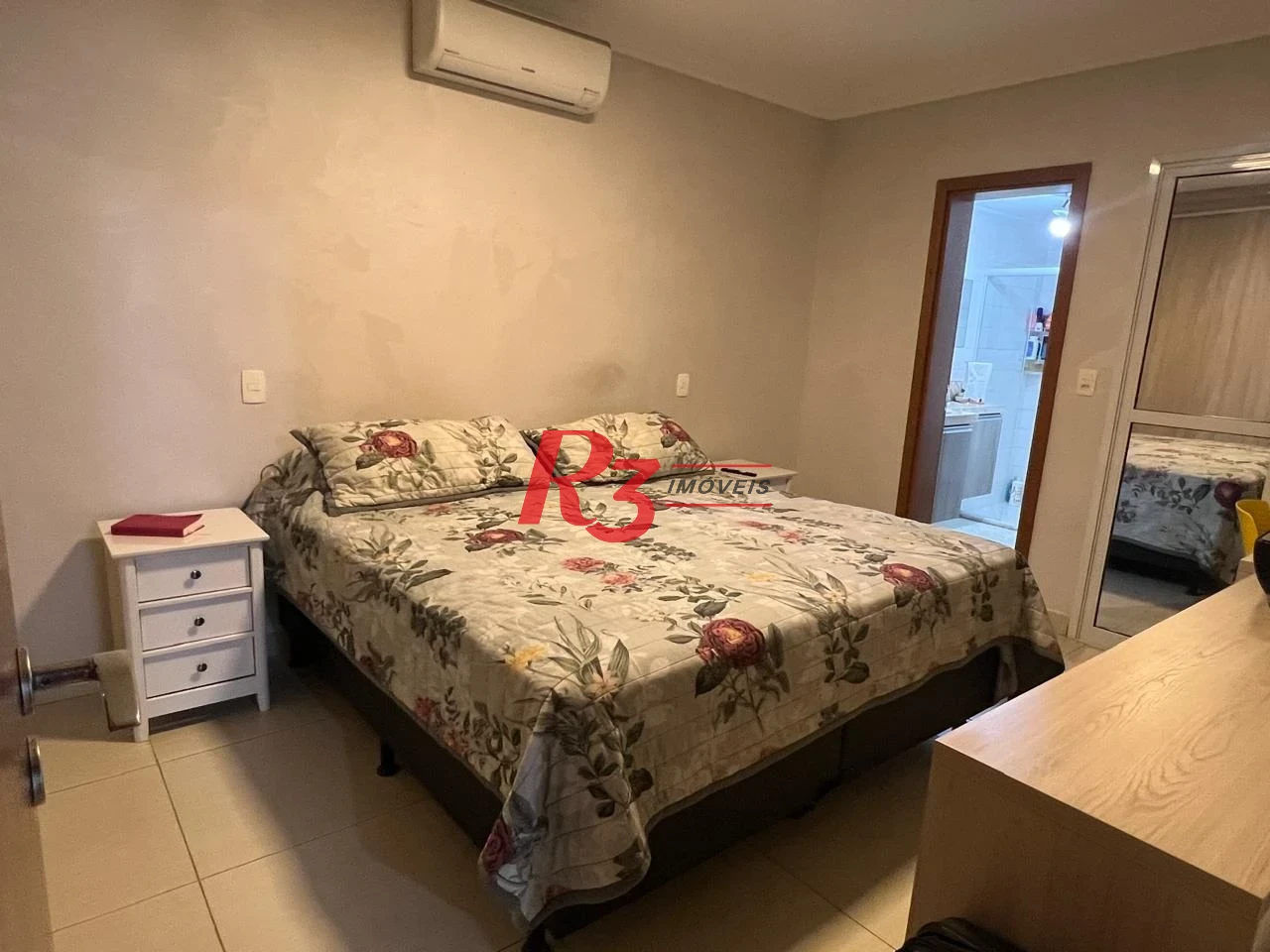 Apartamento com 3 dormitórios à venda, 123 m² por R$ 1.930.000,00 - Ponta da Praia - Santos/SP