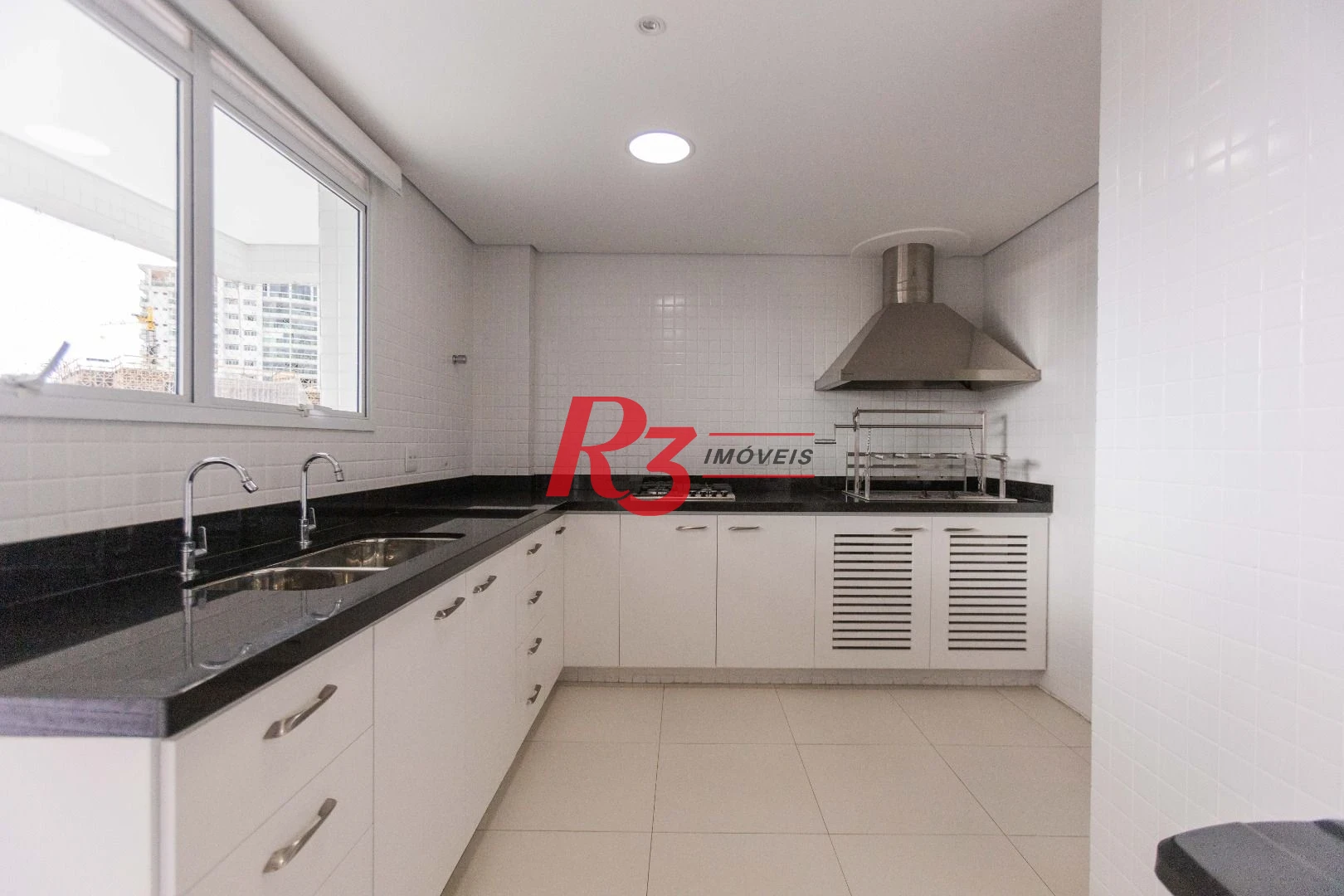 Apartamento com 3 dormitórios à venda, 166 m² por R$ 3.200.000,00 - Ponta da Praia - Santos/SP