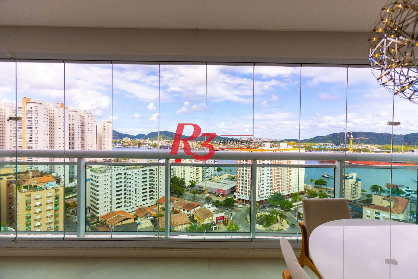 Apartamento com 3 dormitórios à venda, 166 m² por R$ 3.200.000,00 - Ponta da Praia - Santos/SP