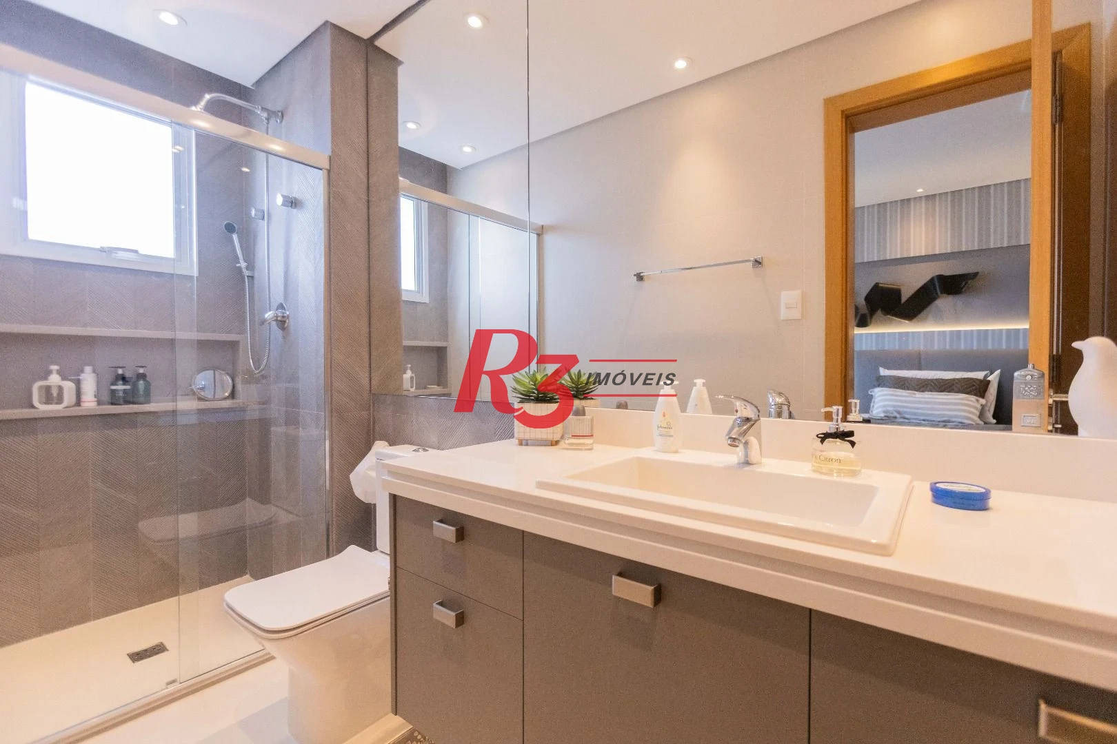 Apartamento com 3 dormitórios à venda, 166 m² por R$ 3.200.000,00 - Ponta da Praia - Santos/SP