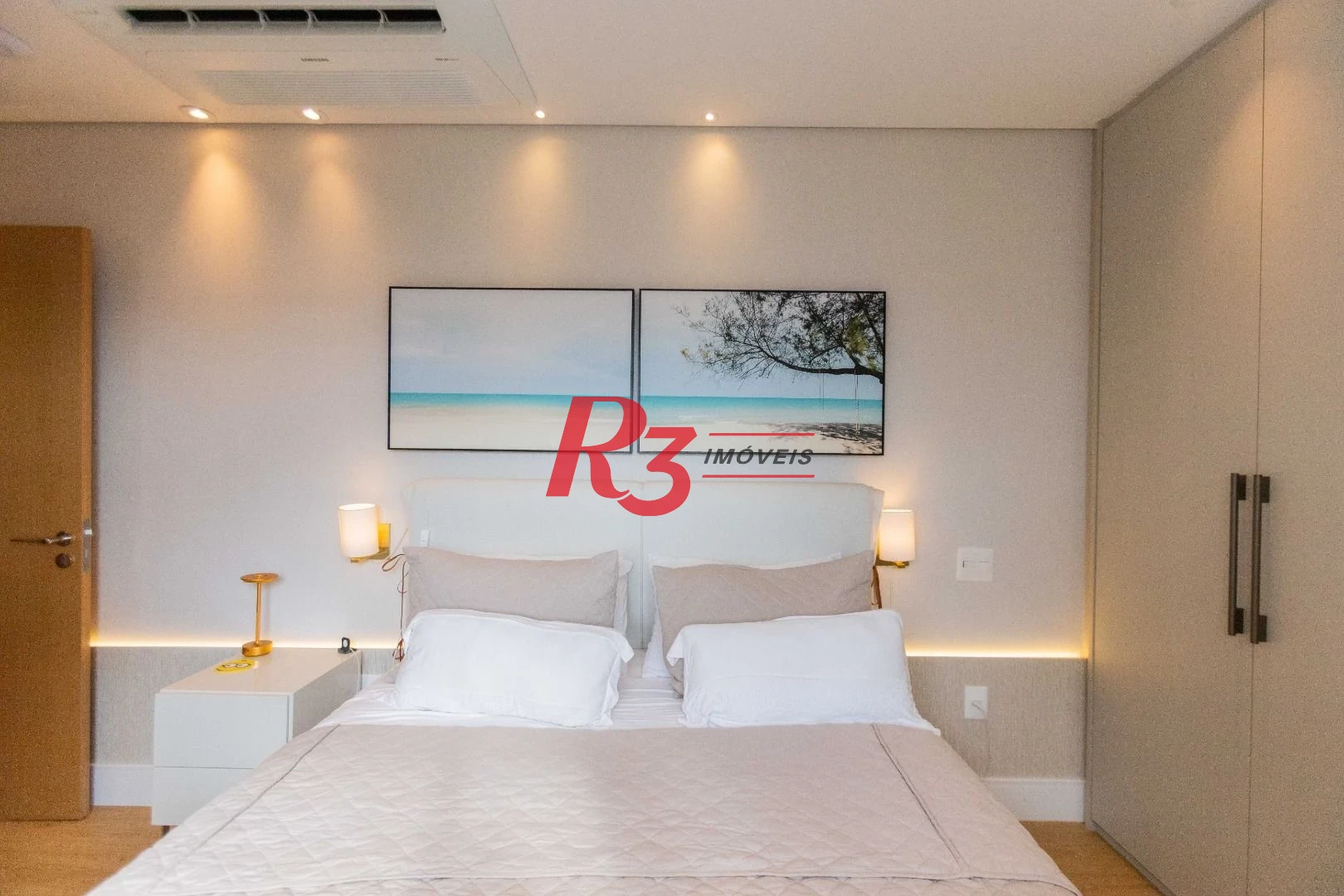 Apartamento com 3 dormitórios à venda, 166 m² por R$ 3.200.000,00 - Ponta da Praia - Santos/SP