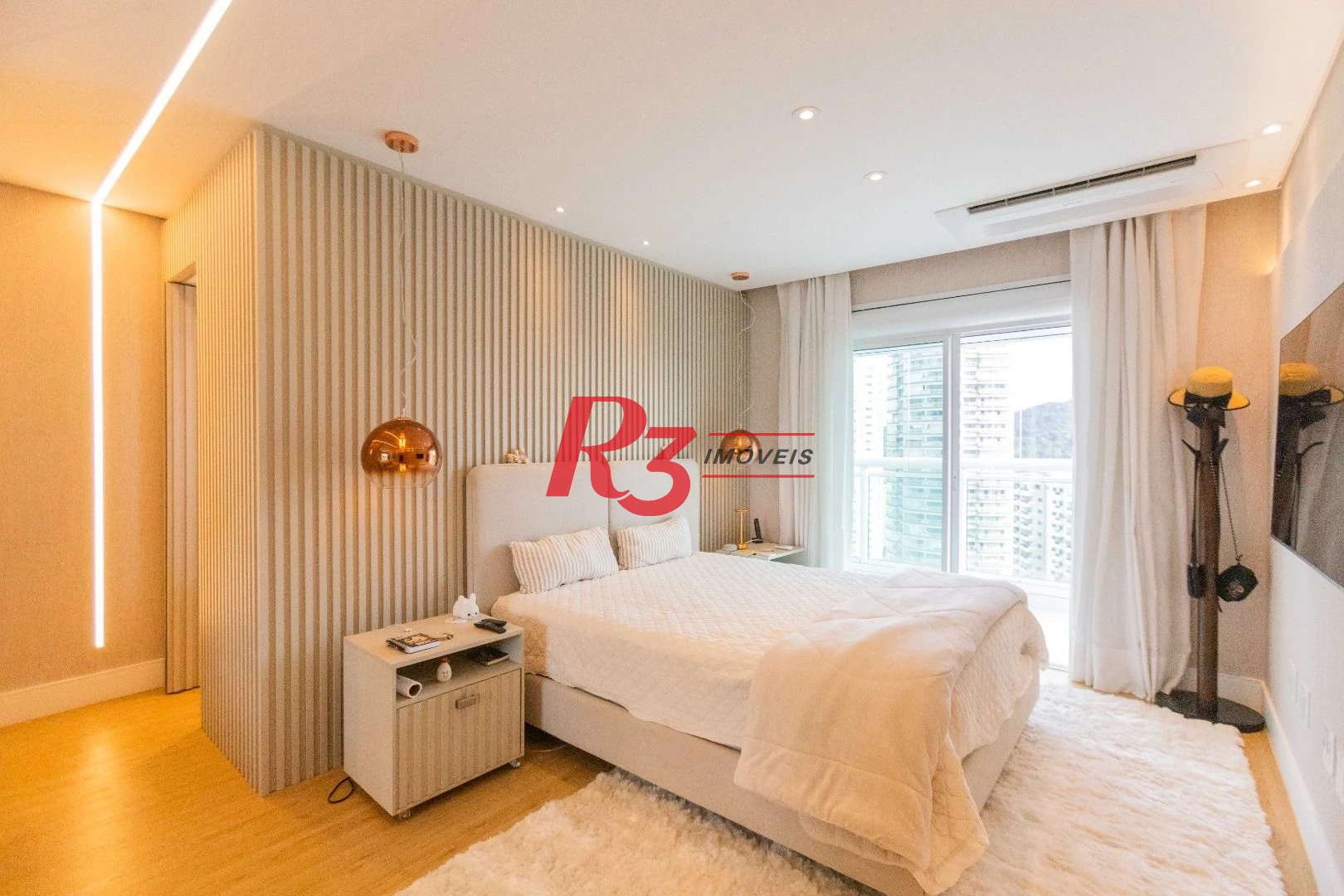 Apartamento com 3 dormitórios à venda, 166 m² por R$ 3.200.000,00 - Ponta da Praia - Santos/SP