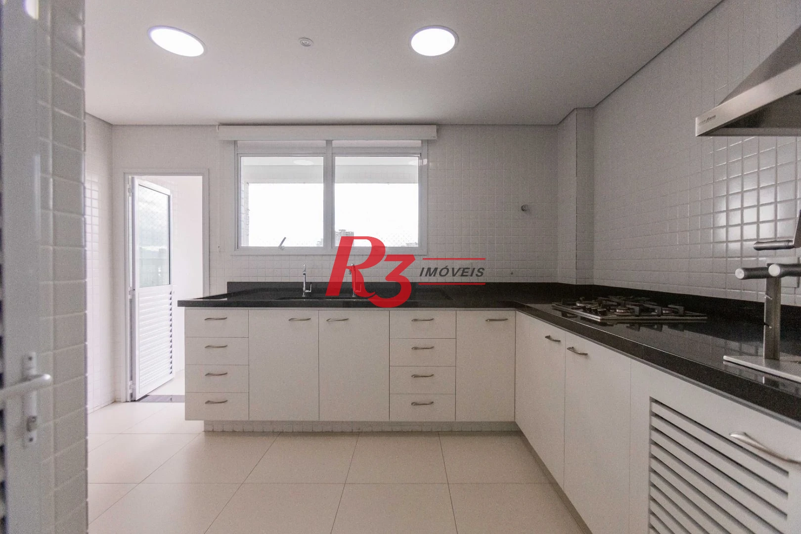 Apartamento com 3 dormitórios à venda, 166 m² por R$ 3.200.000,00 - Ponta da Praia - Santos/SP