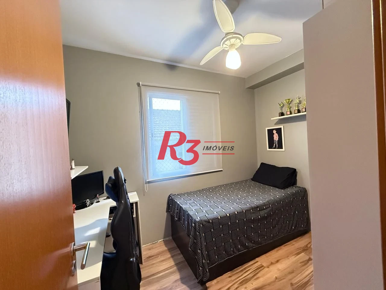 Apartamento com 2 dormitórios à venda, 68 m² por R$ 740.000,00 - Campo Grande - Santos/SP
