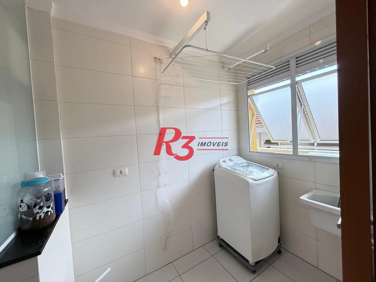 Apartamento com 2 dormitórios à venda, 68 m² por R$ 740.000,00 - Campo Grande - Santos/SP