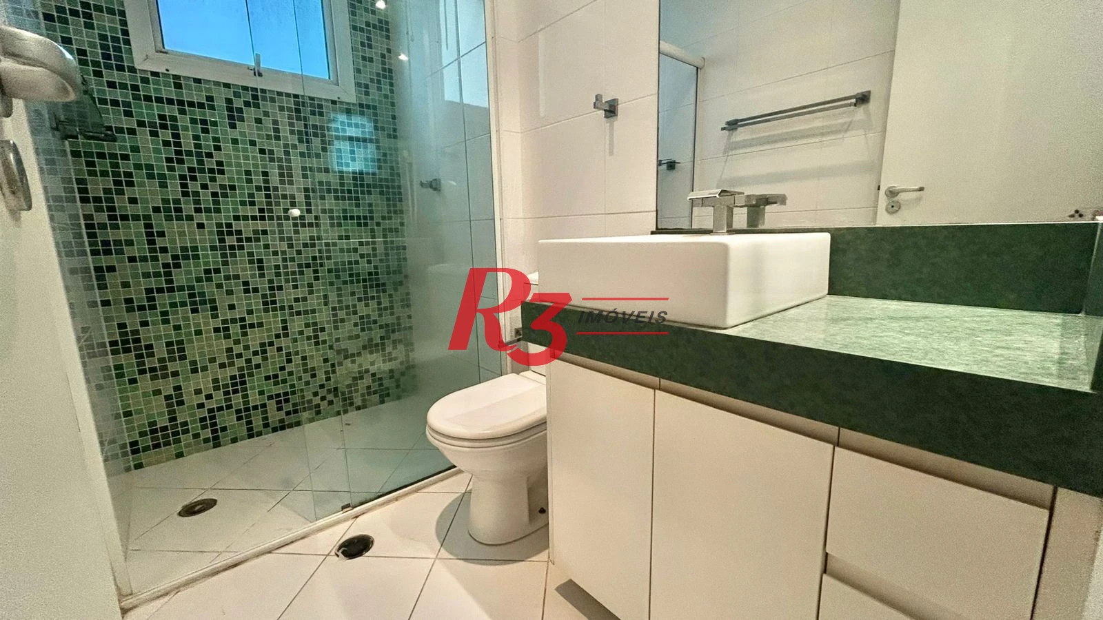 Apartamento com 2 dormitórios, 85 m² - venda por R$ 750.000,00 ou aluguel por R$ 6.500,00/mês - Gonzaga - Santos/SP