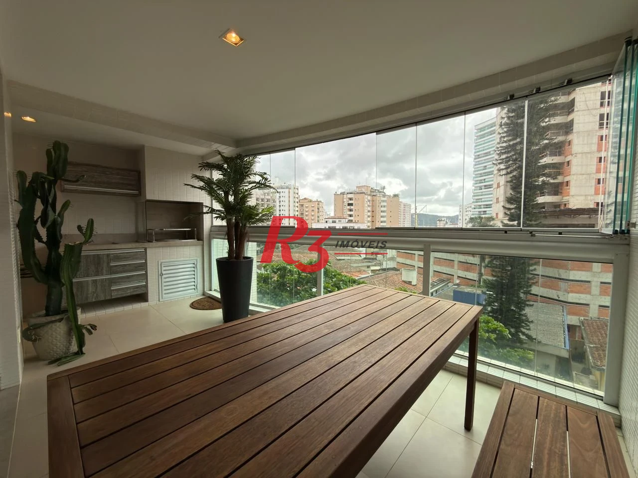 Apartamento com 2 dormitórios à venda, 134 m² por R$ 1.900.000,00 - Ponta da Praia - Santos/SP