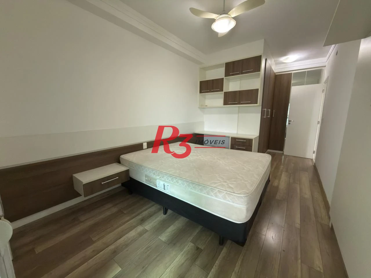 Apartamento com 2 dormitórios à venda, 134 m² por R$ 1.900.000,00 - Ponta da Praia - Santos/SP