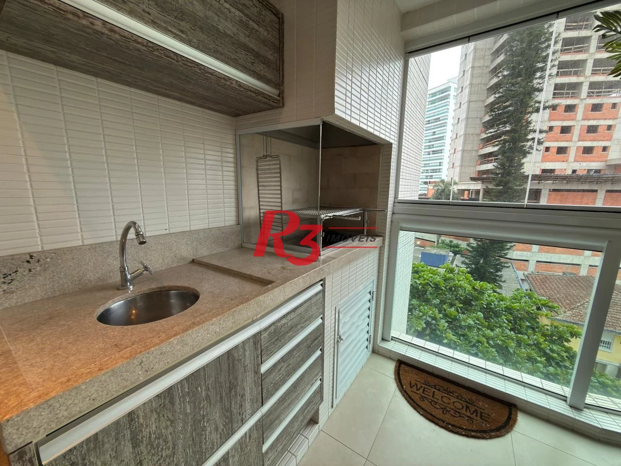 Apartamento com 2 dormitórios à venda, 134 m² por R$ 1.900.000,00 - Ponta da Praia - Santos/SP
