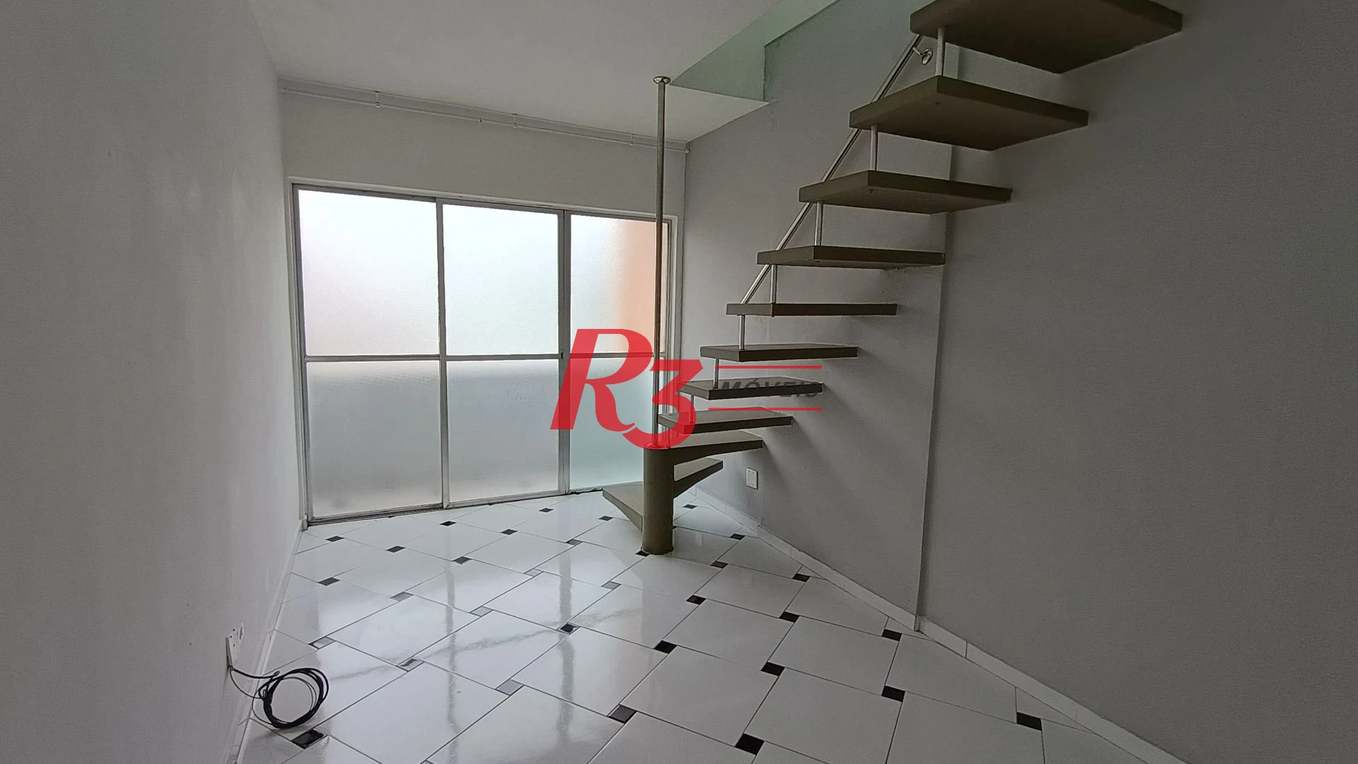 Cobertura com 2 dormitórios à venda, 105 m² por R$ 450.000,00 - José Menino - Santos/SP