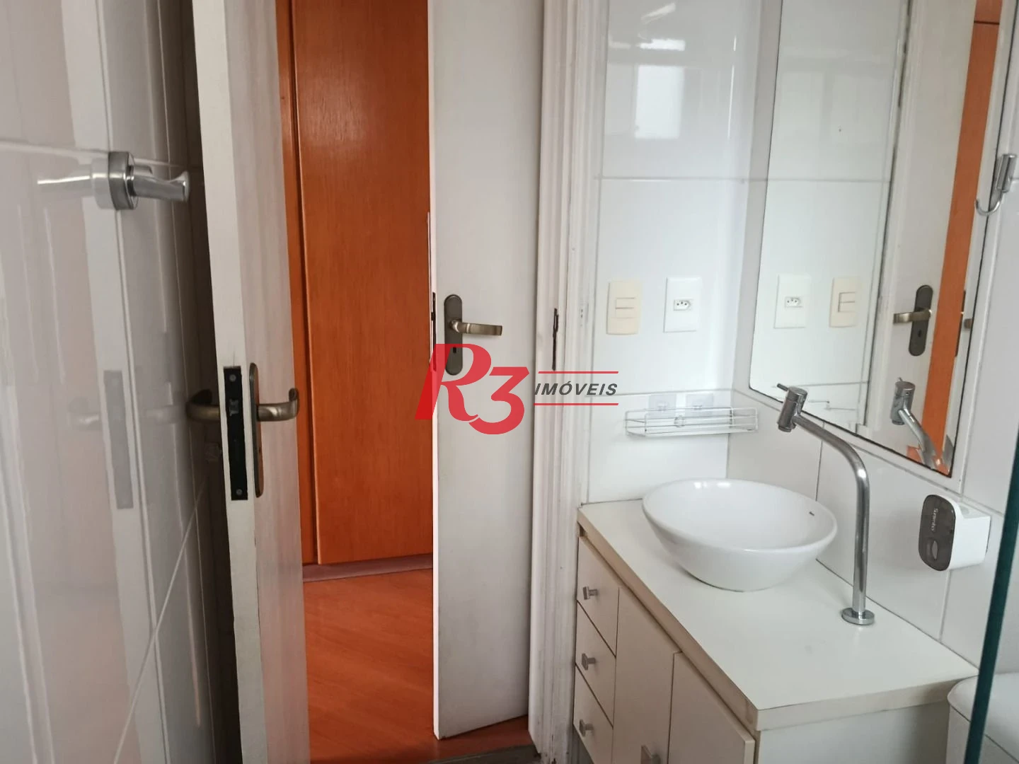 Apartamento com 3 dormitórios à venda, 90 m² por R$ 620.000,00 - Boqueirão - Santos/SP