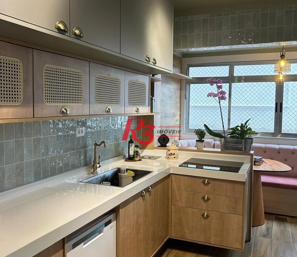 Apartamento com 2 dormitórios para alugar, 80 m² por R$ 6.100,00/mês - Itararé - São Vicente/SP