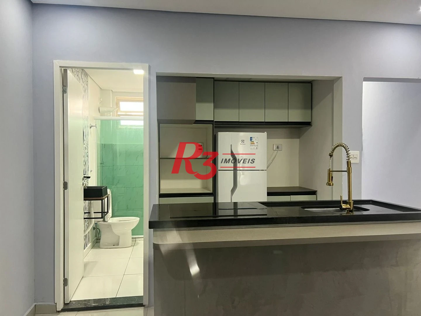Studio com 1 dormitório à venda, 38 m² por R$ 390.000,00 - Boqueirão - Santos/SP