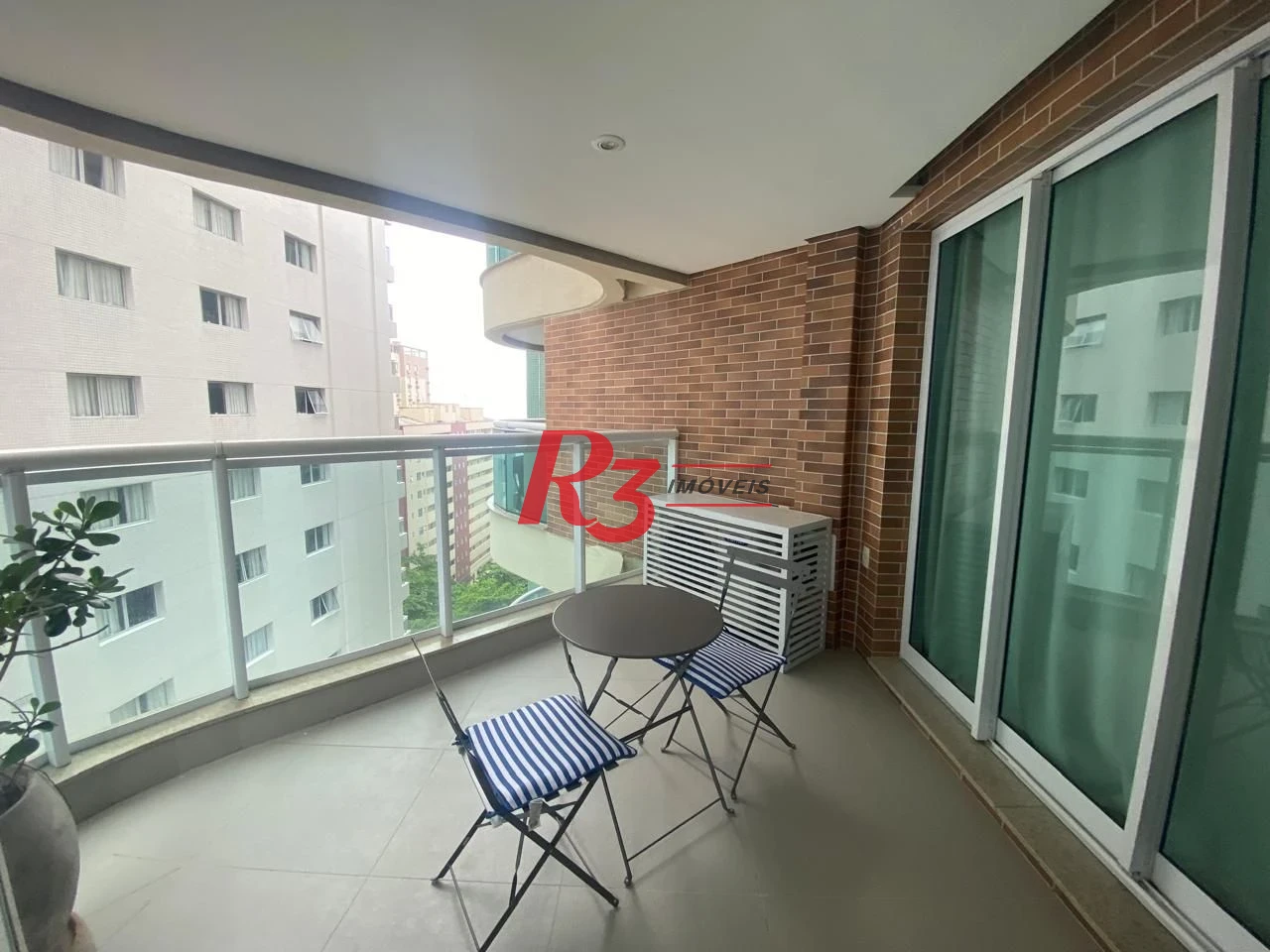 Apartamento com 1 dormitório para alugar, 45 m² por R$ 5.700,00/mês - Gonzaga - Santos/SP