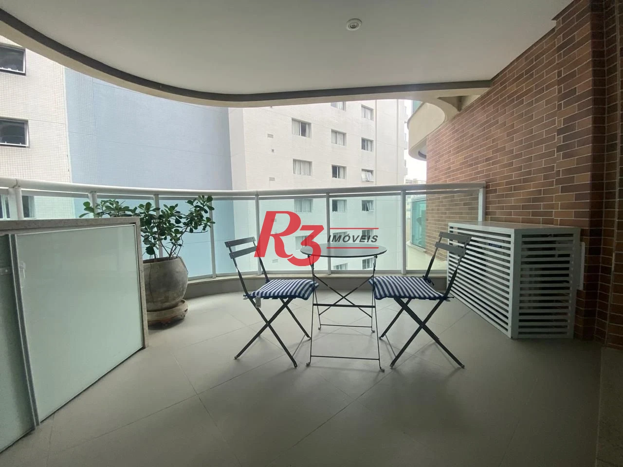 Apartamento com 1 dormitório para alugar, 45 m² por R$ 5.700,00/mês - Gonzaga - Santos/SP