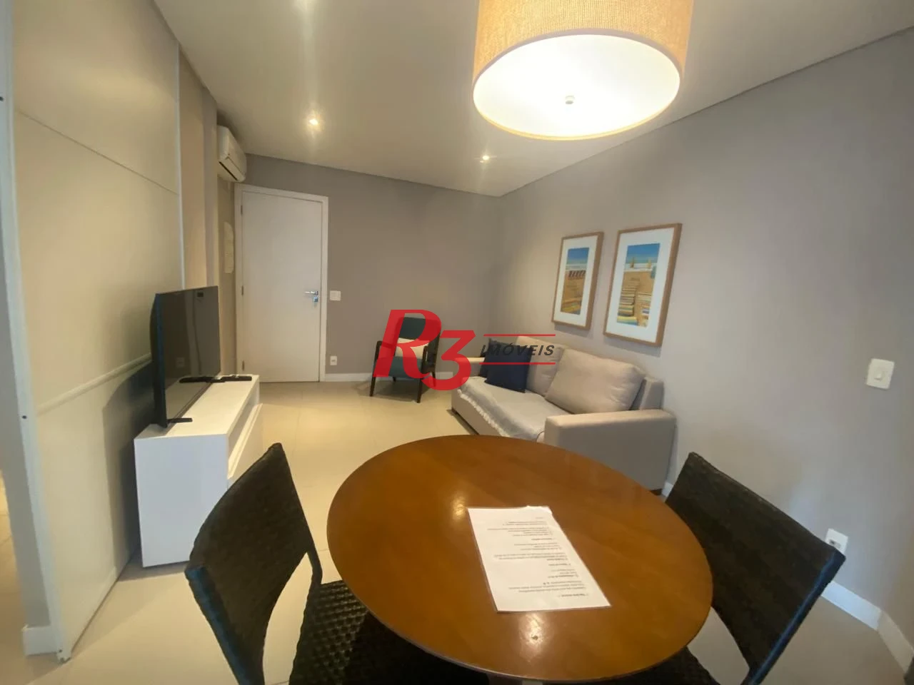 Apartamento com 1 dormitório para alugar, 45 m² por R$ 5.700,00/mês - Gonzaga - Santos/SP