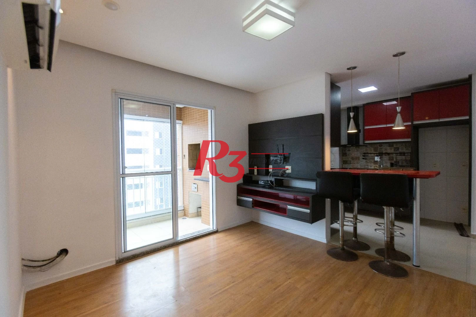 Apartamento com 2 dormitórios à venda, 64 m² por R$ 540.000,00 - Estuário - Santos/SP
