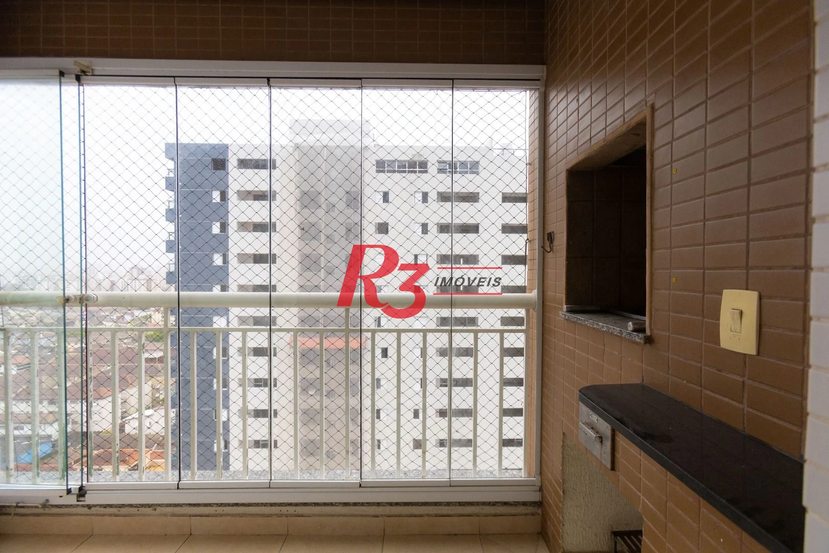 Apartamento com 2 dormitórios à venda, 64 m² por R$ 540.000,00 - Estuário - Santos/SP