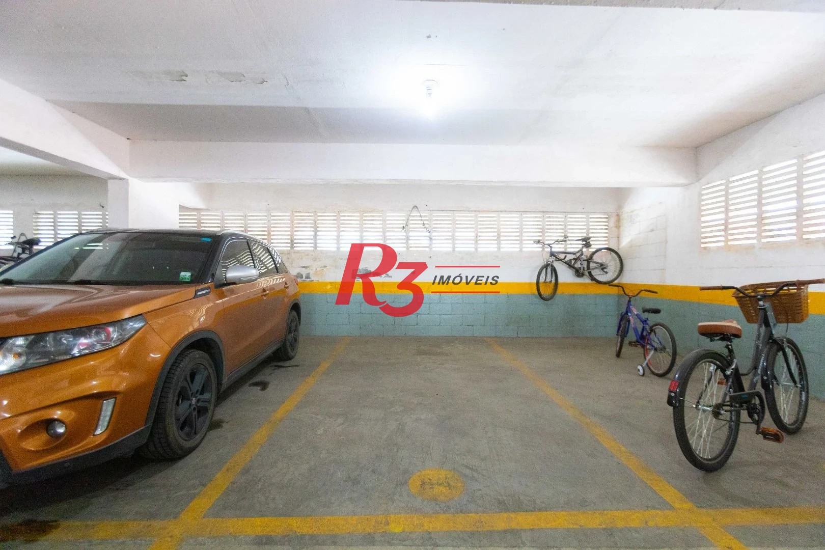Apartamento com 2 dormitórios à venda, 64 m² por R$ 540.000,00 - Estuário - Santos/SP