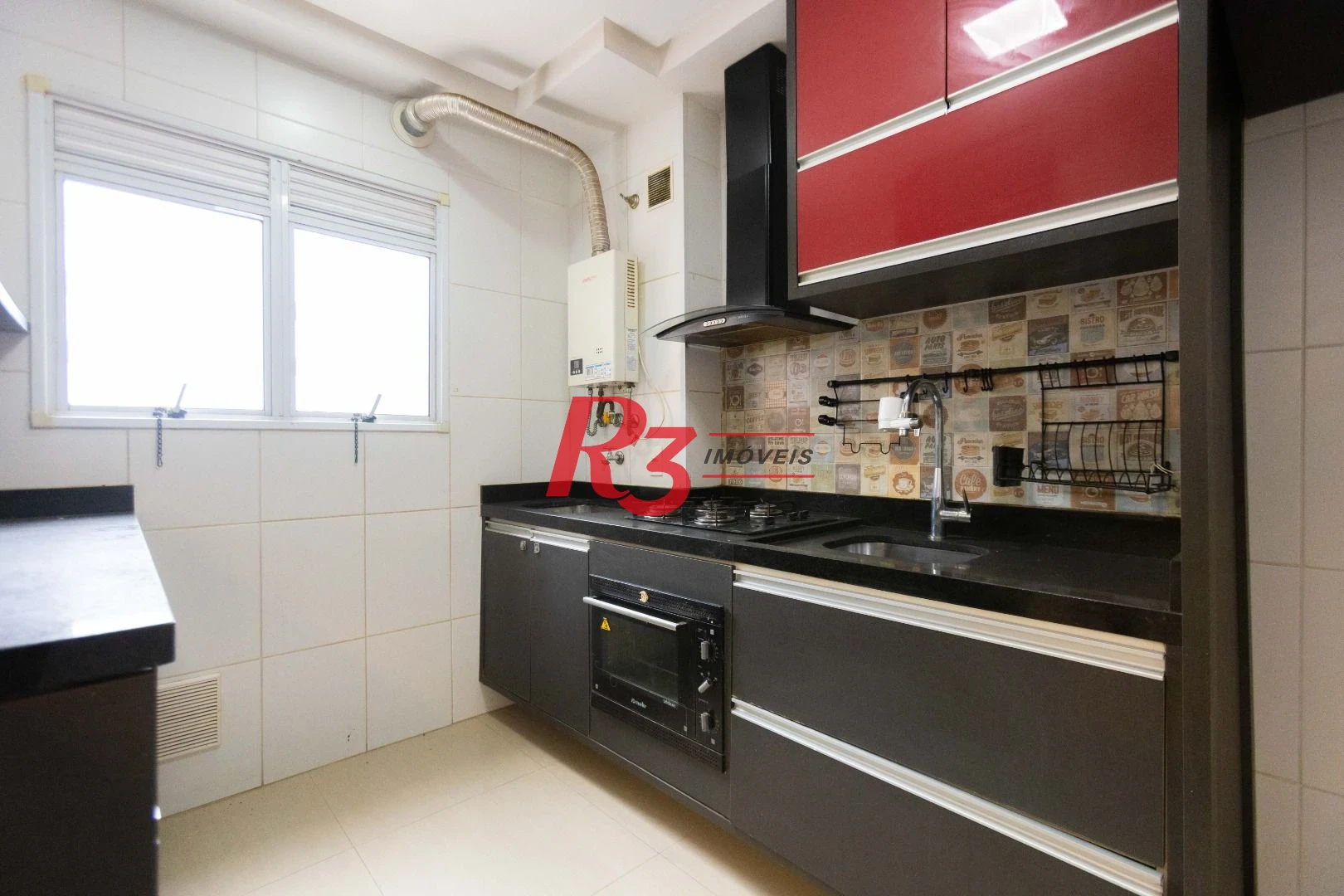 Apartamento com 2 dormitórios à venda, 64 m² por R$ 540.000,00 - Estuário - Santos/SP