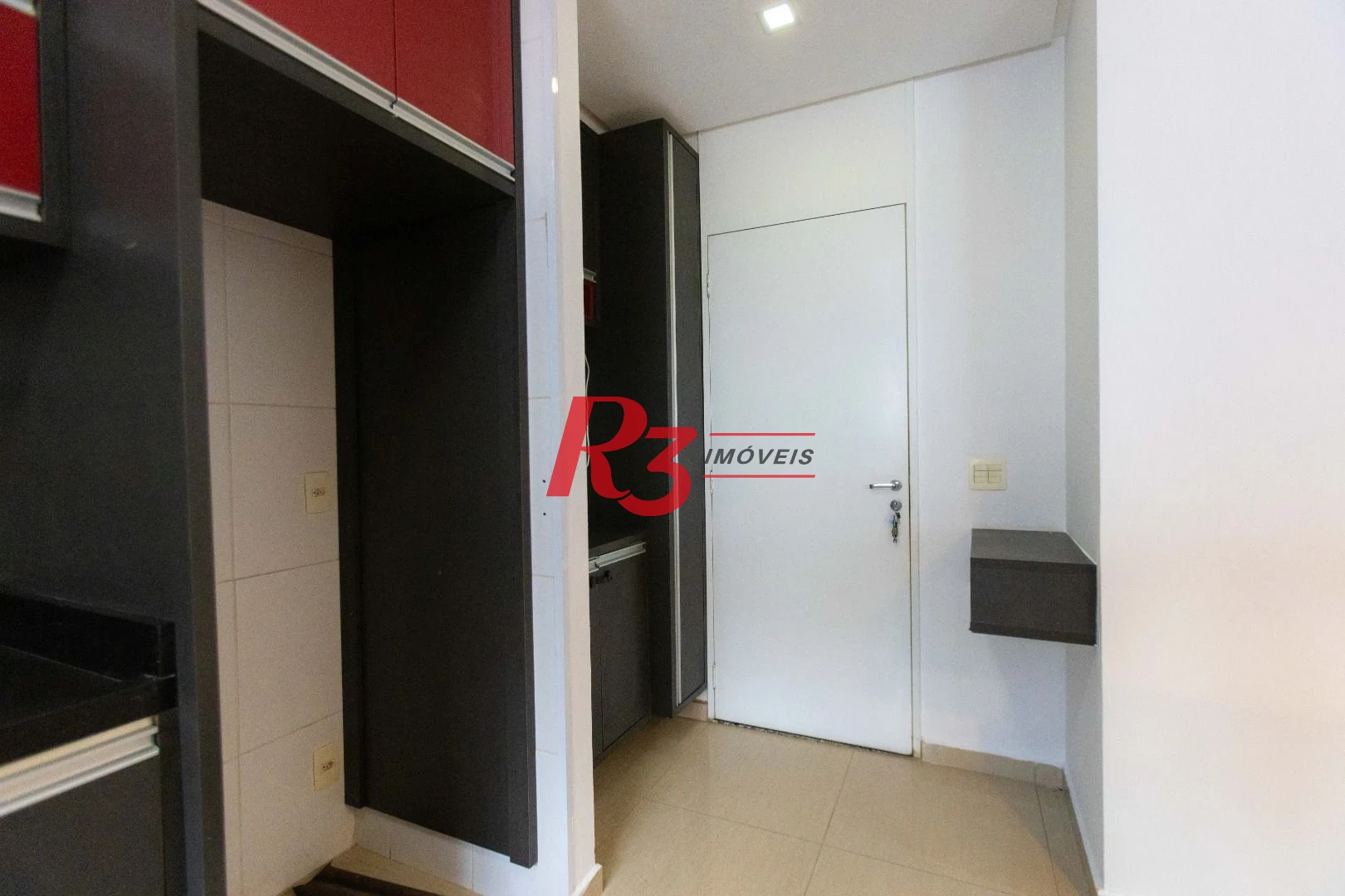 Apartamento com 2 dormitórios à venda, 64 m² por R$ 540.000,00 - Estuário - Santos/SP