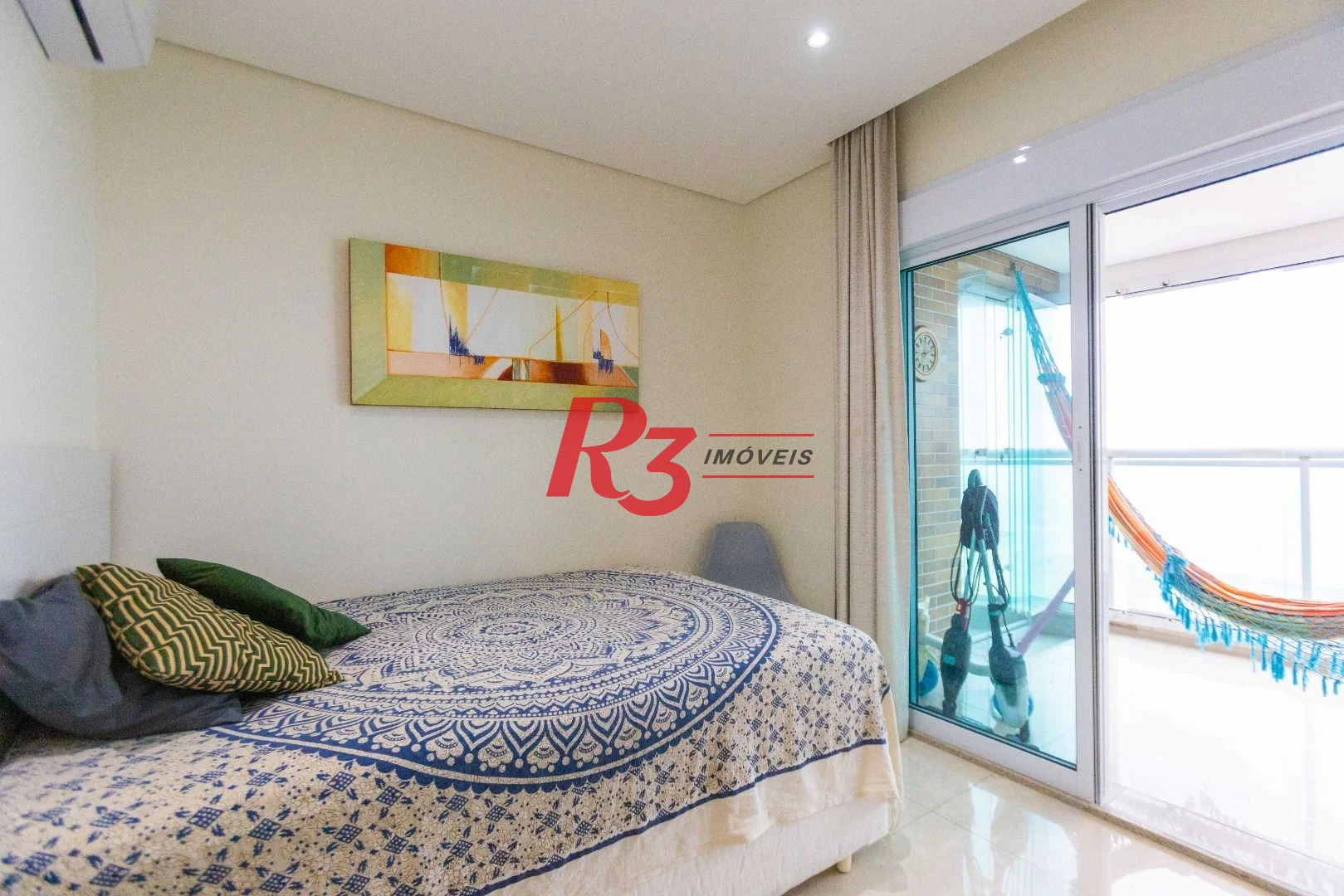 Apartamento com 2 dormitórios à venda, 83 m² por R$ 1.720.000,00 - Gonzaga - Santos/SP