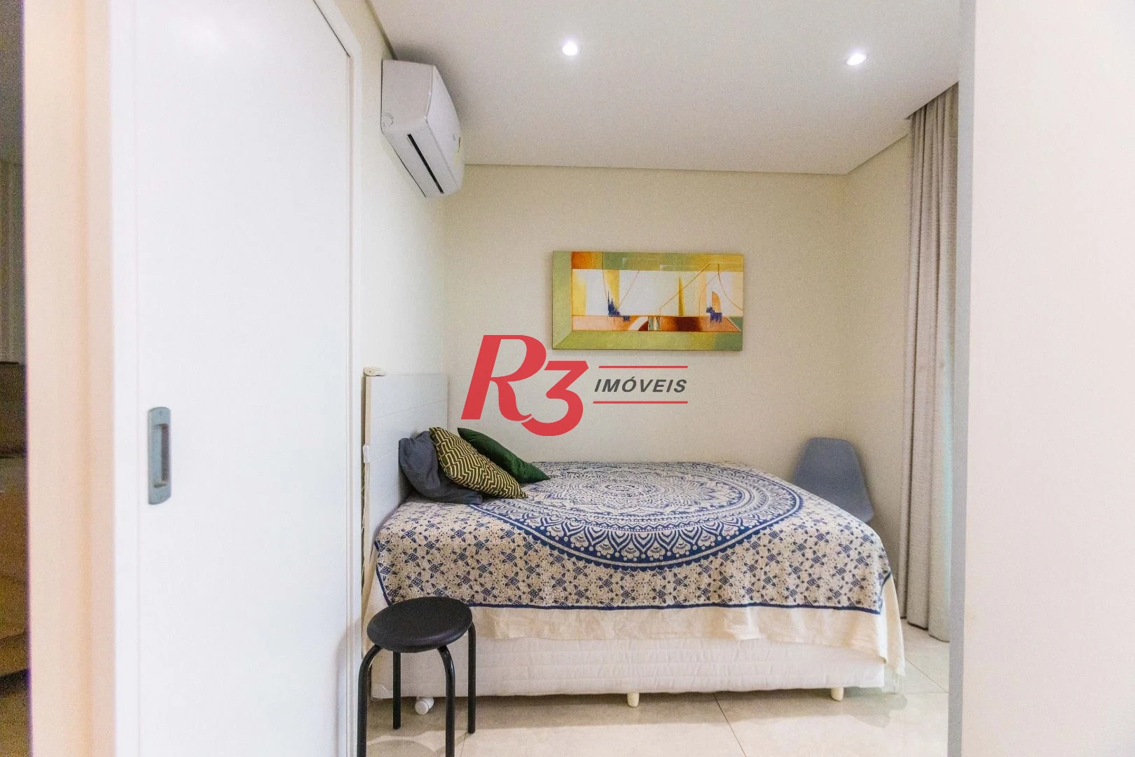 Apartamento com 2 dormitórios à venda, 83 m² por R$ 1.720.000,00 - Gonzaga - Santos/SP