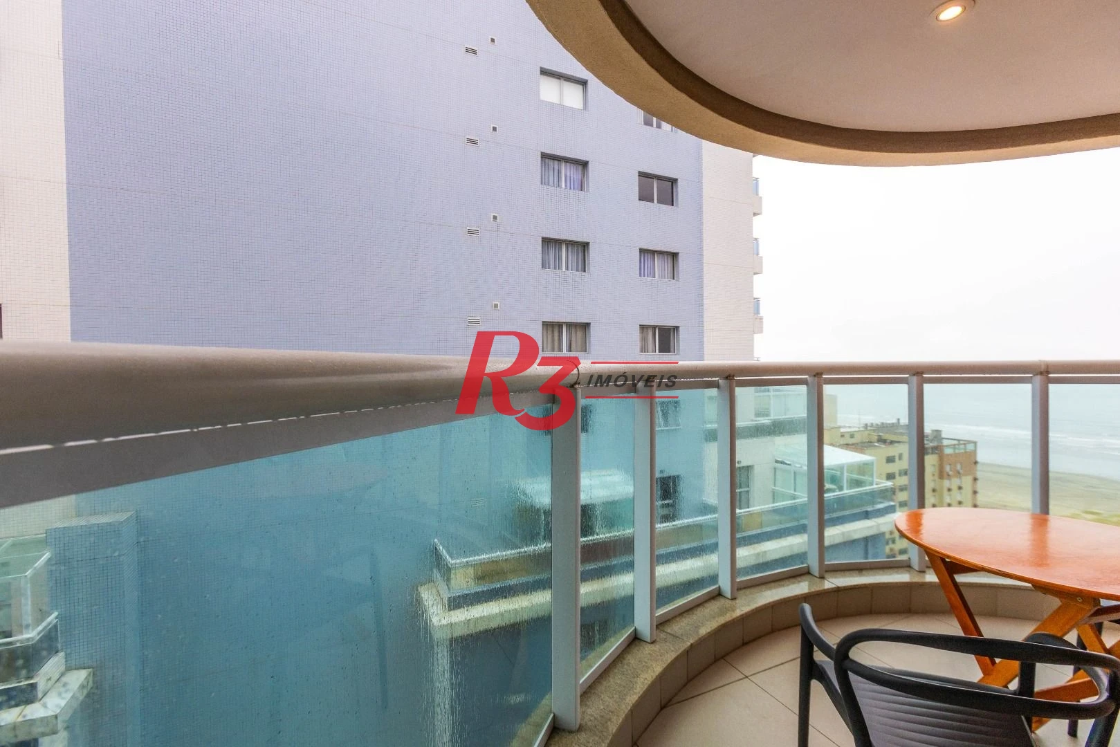 Apartamento com 2 dormitórios à venda, 83 m² por R$ 1.720.000,00 - Gonzaga - Santos/SP