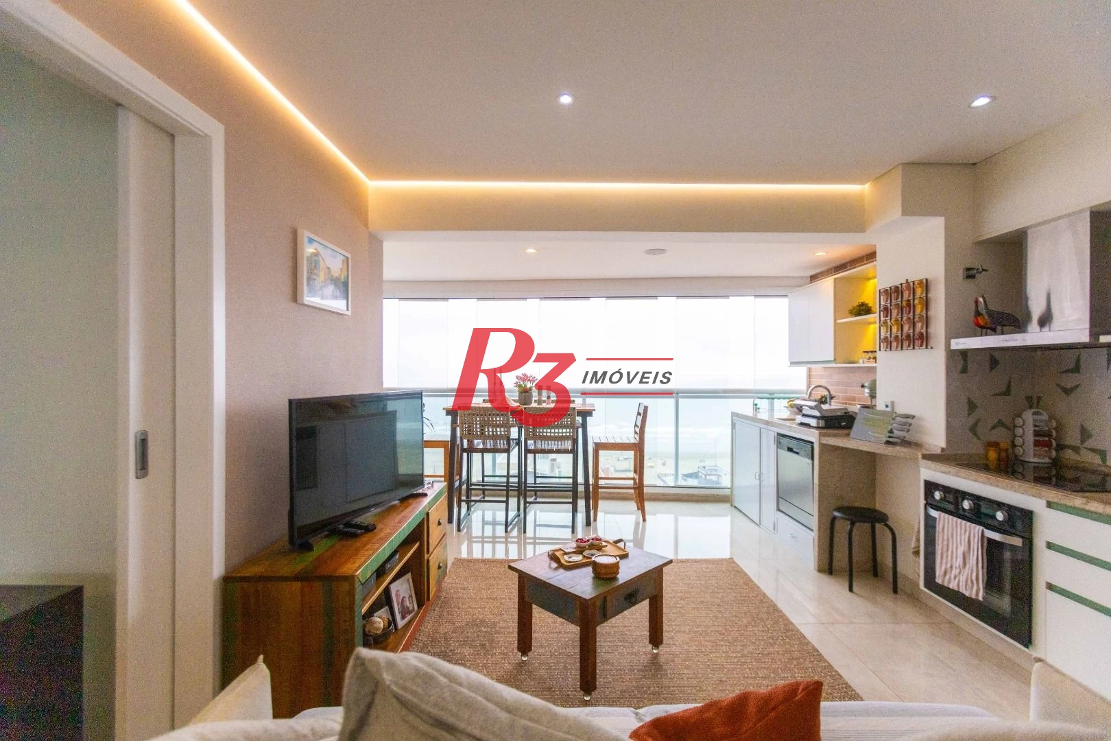 Apartamento com 2 dormitórios à venda, 83 m² por R$ 1.720.000,00 - Gonzaga - Santos/SP