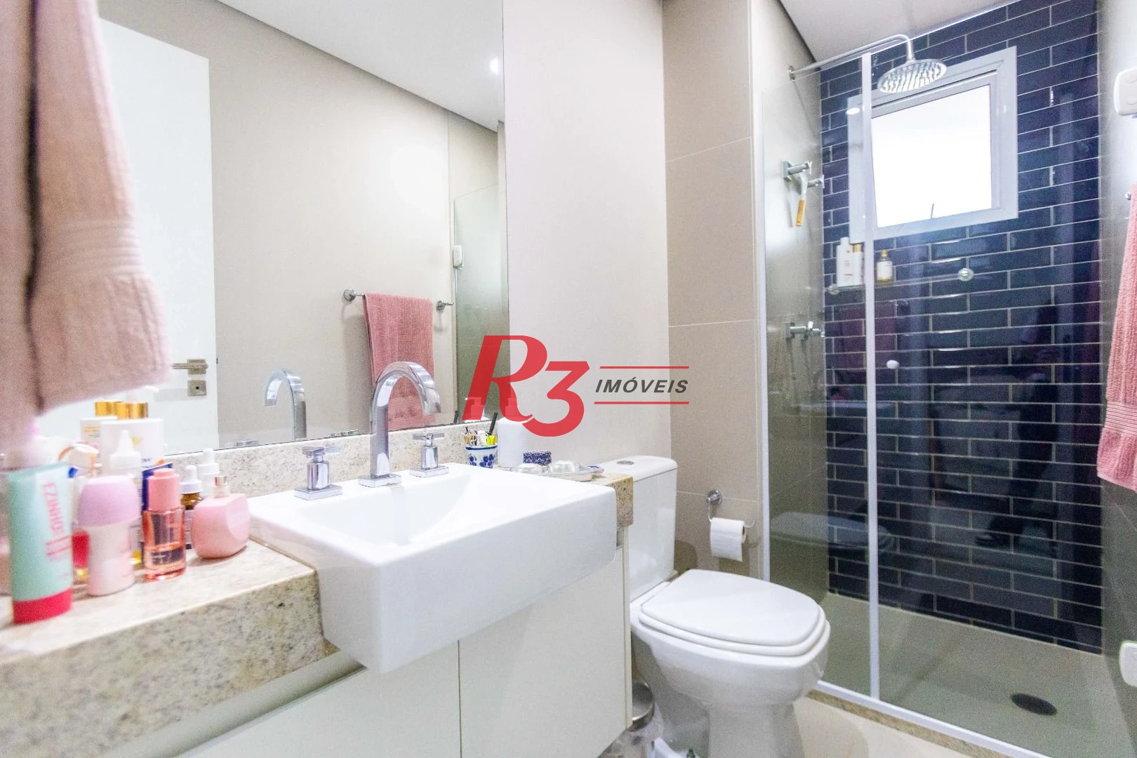Apartamento com 2 dormitórios à venda, 83 m² por R$ 1.720.000,00 - Gonzaga - Santos/SP